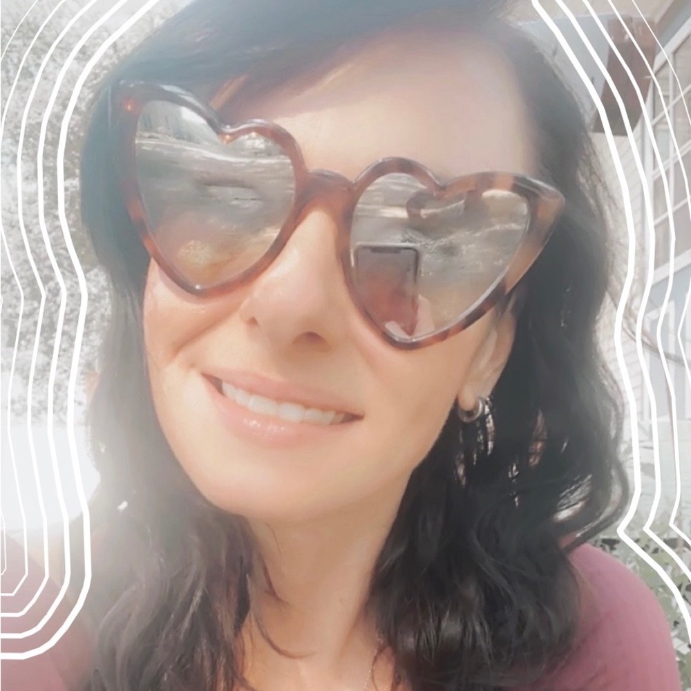 Meet your Posher, Nicollette